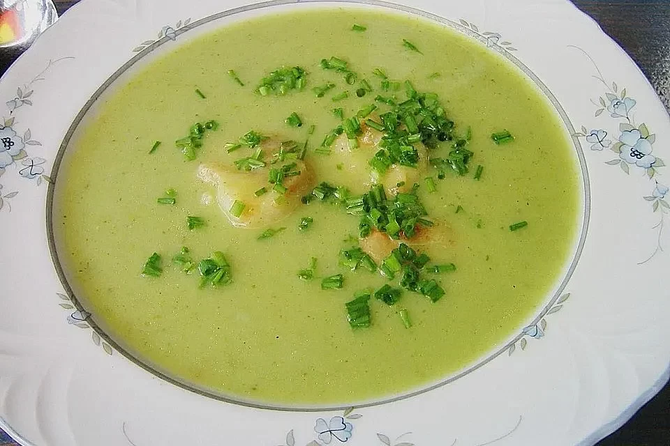 Brokkolisuppe ‘light’ Rezept