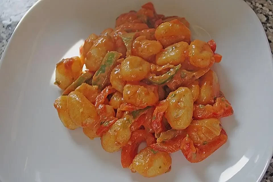 Gnocchi mit Tomaten – Paprika – Gemüse